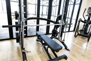 山梨県甲斐市の24時間フィットネスジム サイボディ内観